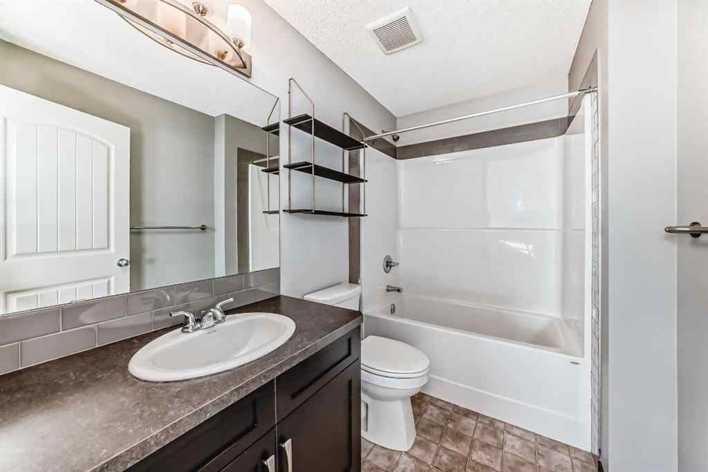 MLS® A2257954 - 23 Heritage Rise  in Heritage Hills Cochrane, Residential