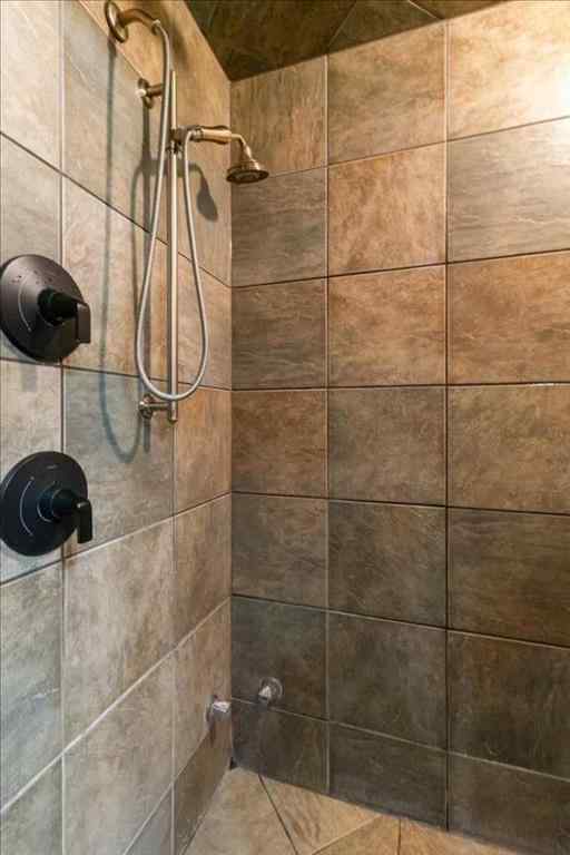 MLS® A2257955 - 6514 111A Street  in O\'Brien Lake Grande Prairie, Residential