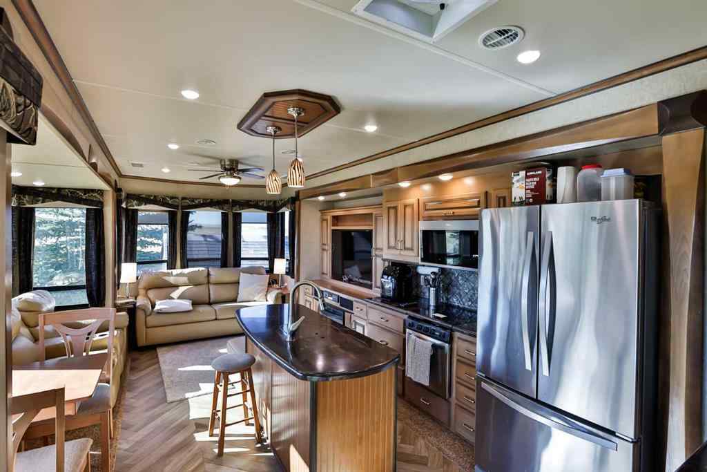 MLS® A2257958 - 18 King Fisher Lane  in Lake McGregor Country Estates Rural Vulcan County, Residential