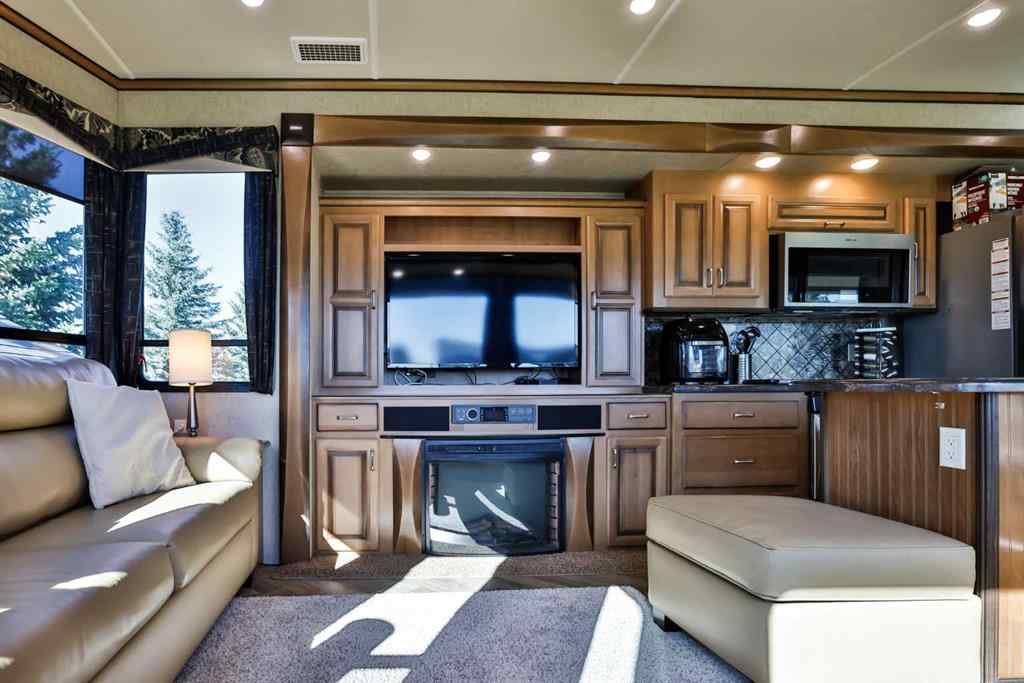 MLS® A2257958 - 18 King Fisher Lane  in Lake McGregor Country Estates Rural Vulcan County, Residential