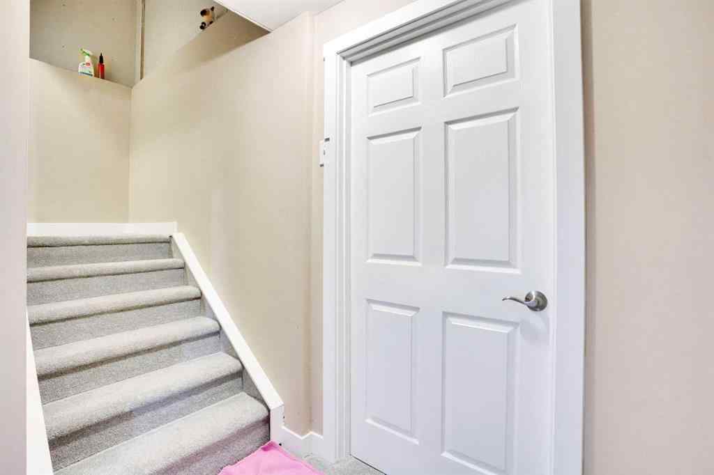 MLS® A2257961 - 204 Covehaven Gardens NE in Coventry Hills Calgary, Residential