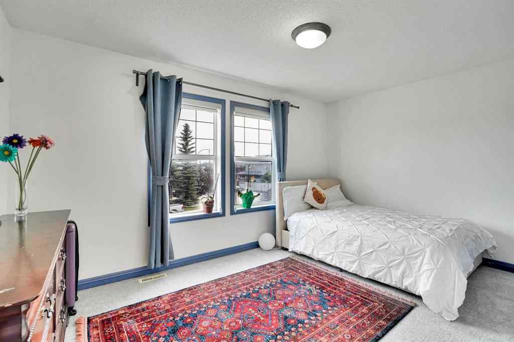 MLS® A2257961 - 204 Covehaven Gardens NE in Coventry Hills Calgary, Residential