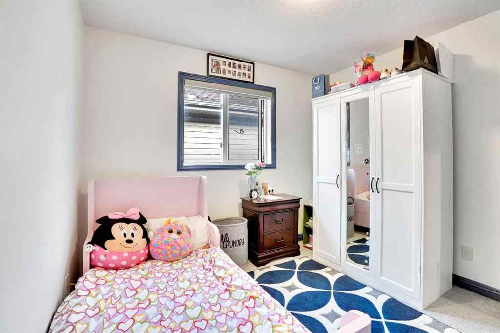 MLS® A2257961 - 204 Covehaven Gardens NE in Coventry Hills Calgary, Residential