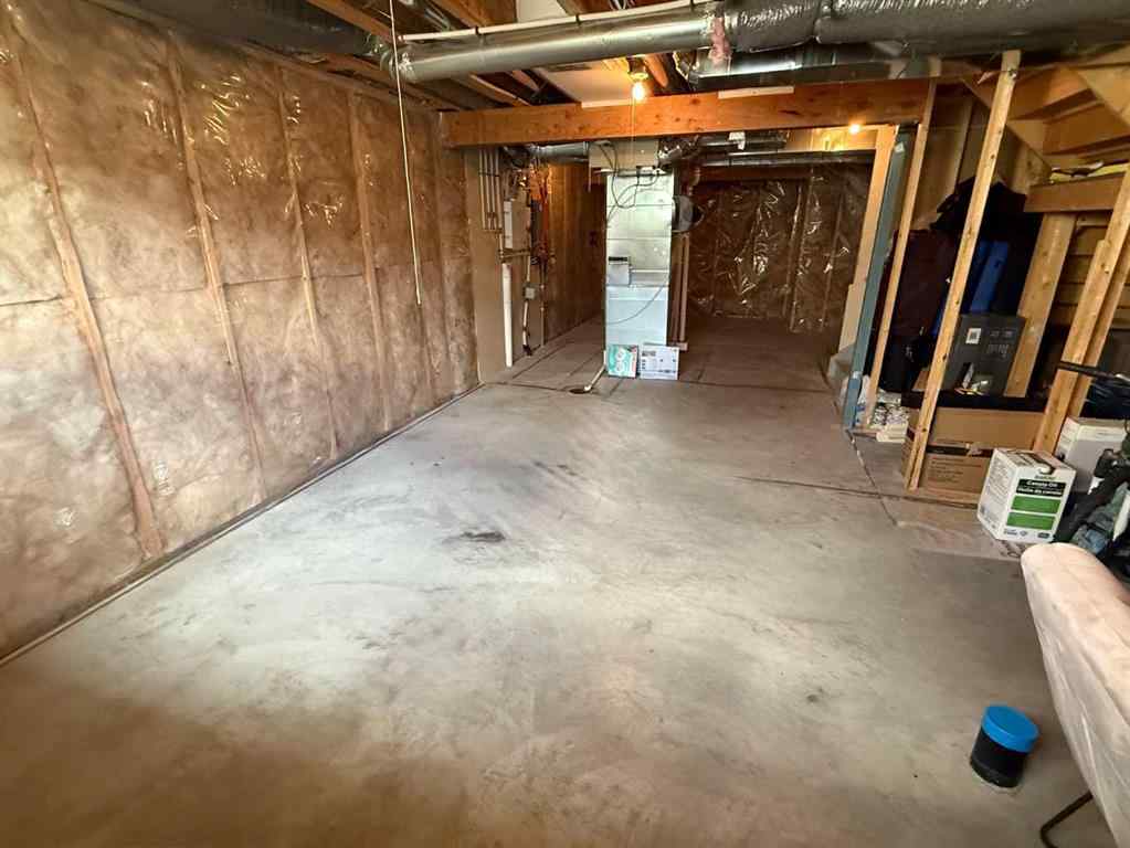 MLS® A2257962 - 35 Savanna Parade NE in Saddle Ridge Calgary, Residential