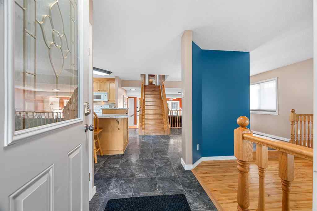 MLS® A2257964 - 5303 23 Street  in College Park Lloydminster, Residential