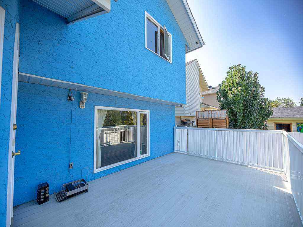 MLS® A2257970 - 116 Sundown Way SE in Sundance Calgary, Residential