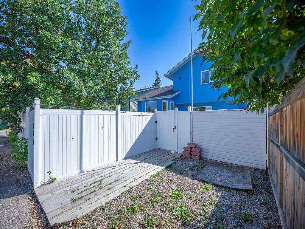 MLS® A2257970 - 116 Sundown Way SE in Sundance Calgary, Residential