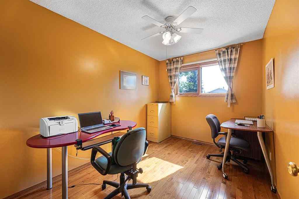 MLS® A2257970 - 116 Sundown Way SE in Sundance Calgary, Residential