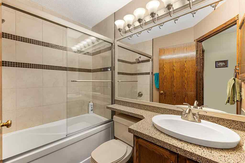 MLS® A2257970 - 116 Sundown Way SE in Sundance Calgary, Residential