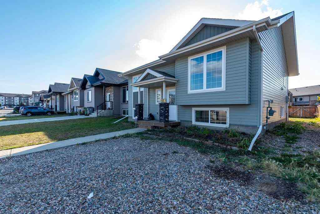MLS® A2257976 - 3806 41 Avenue  in Larsen Grove Lloydminster, Residential