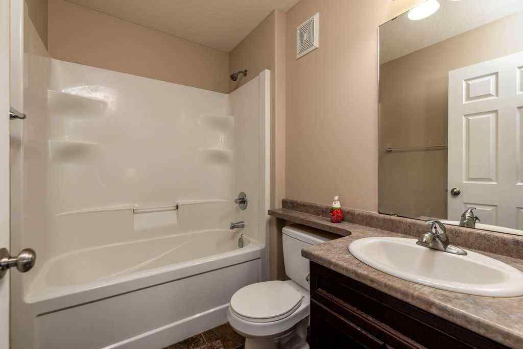 MLS® A2257976 - 3806 41 Avenue  in Larsen Grove Lloydminster, Residential