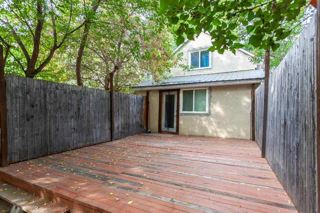 MLS® A2257977 - 827 7 Street SE in SE Hill Medicine Hat, Residential