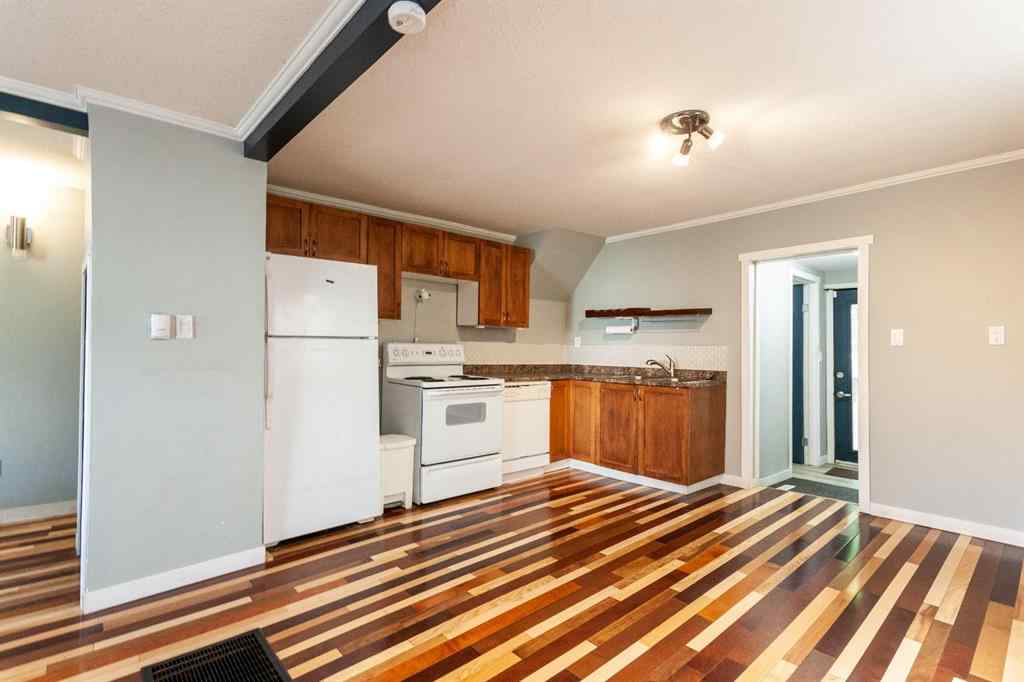 MLS® A2257977 - 827 7 Street SE in SE Hill Medicine Hat, Residential