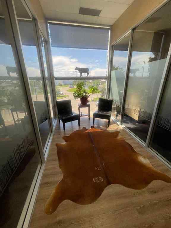 MLS® A2257978 - Unit #6 11010 46 Street SE in East Shepard Industrial Calgary, Commercial