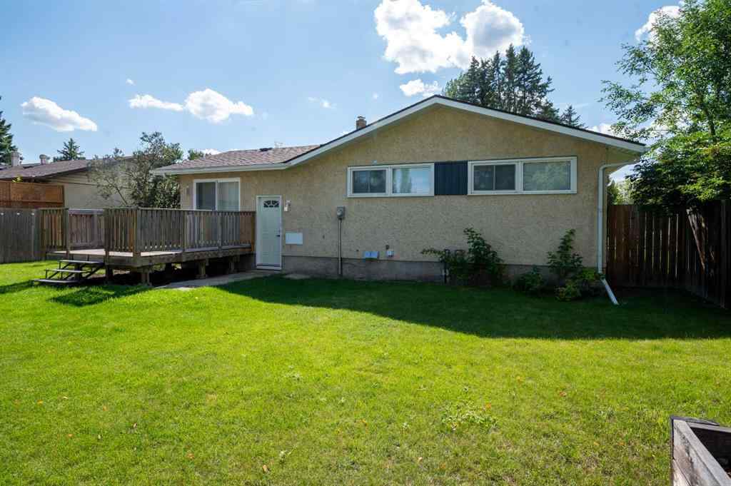 MLS® A2257981 - 19 Sherwood Crescent  in Sunnybrook Red Deer, Residential