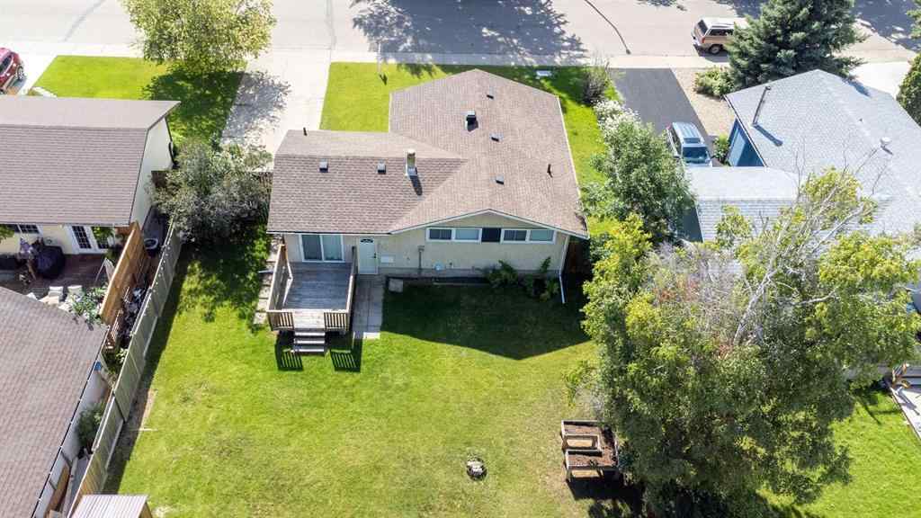 MLS® A2257981 - 19 Sherwood Crescent  in Sunnybrook Red Deer, Residential