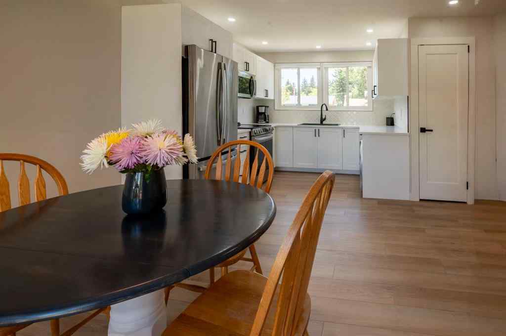 MLS® A2257981 - 19 Sherwood Crescent  in Sunnybrook Red Deer, Residential