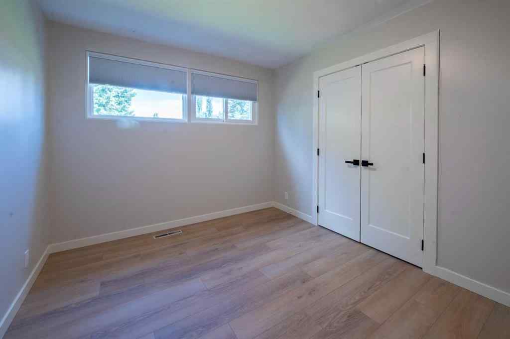 MLS® A2257981 - 19 Sherwood Crescent  in Sunnybrook Red Deer, Residential