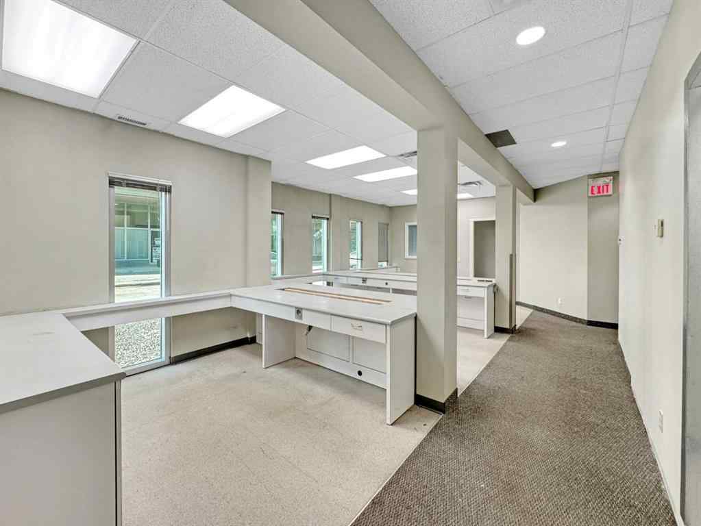 MLS® A2257982 - 902 9th Avenue SW in Downtown Commercial Core Calgary, Commercial