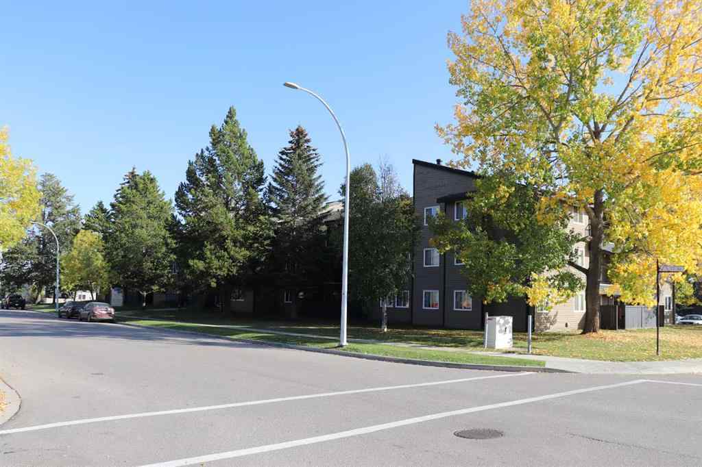 MLS® A2257984 - Unit #201A 5611 10 Avenue   in NONE Edson, Residential