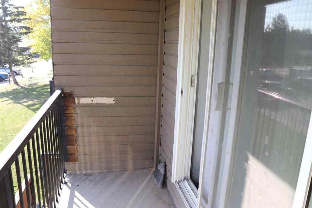 MLS® A2257984 - Unit #201A 5611 10 Avenue   in NONE Edson, Residential