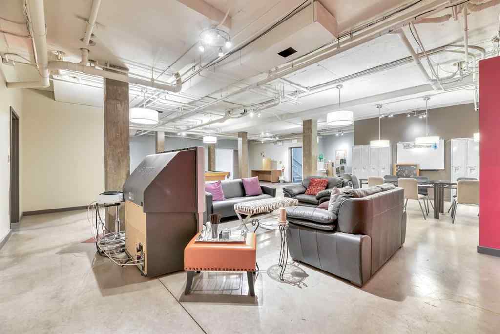 MLS® A2257986 - 902 9th Avenue SW in Downtown Commercial Core Calgary, Commercial