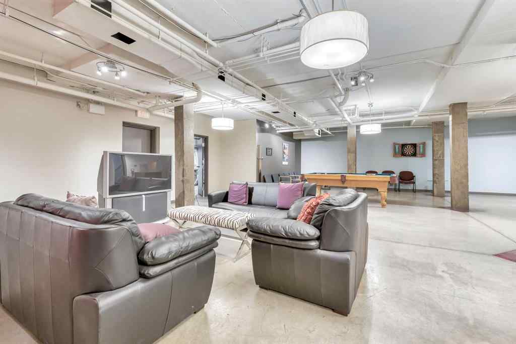 MLS® A2257986 - 902 9th Avenue SW in Downtown Commercial Core Calgary, Commercial