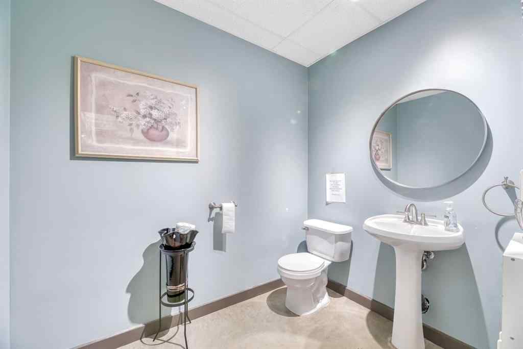 MLS® A2257986 - 902 9th Avenue SW in Downtown Commercial Core Calgary, Commercial