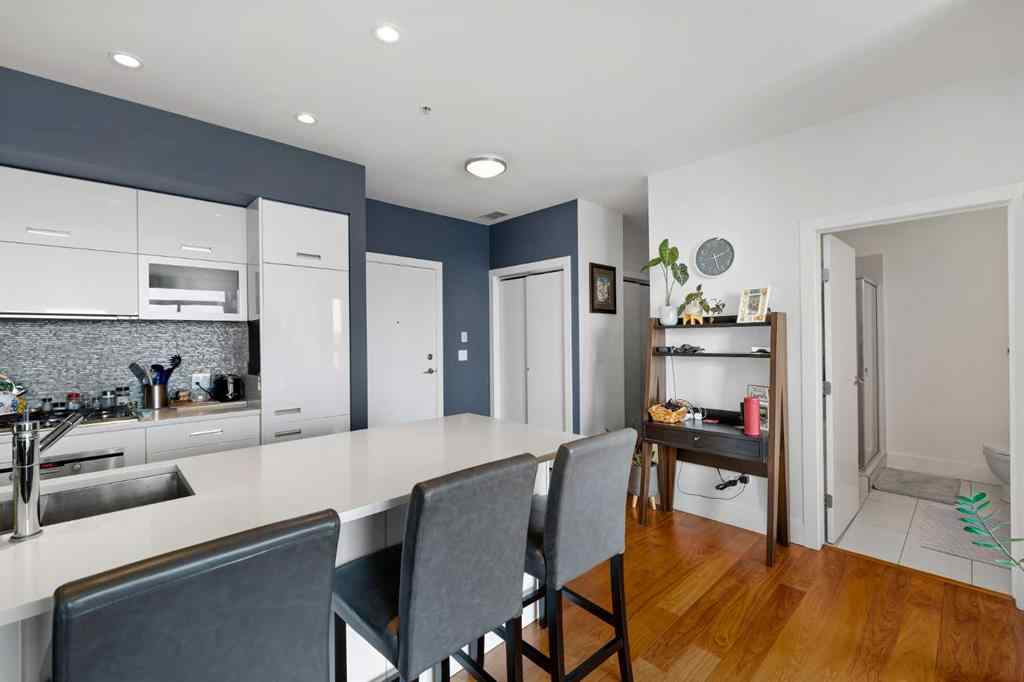 MLS® A2257988 - Unit #406 2505 17 Avenue SW in Richmond Calgary, Residential