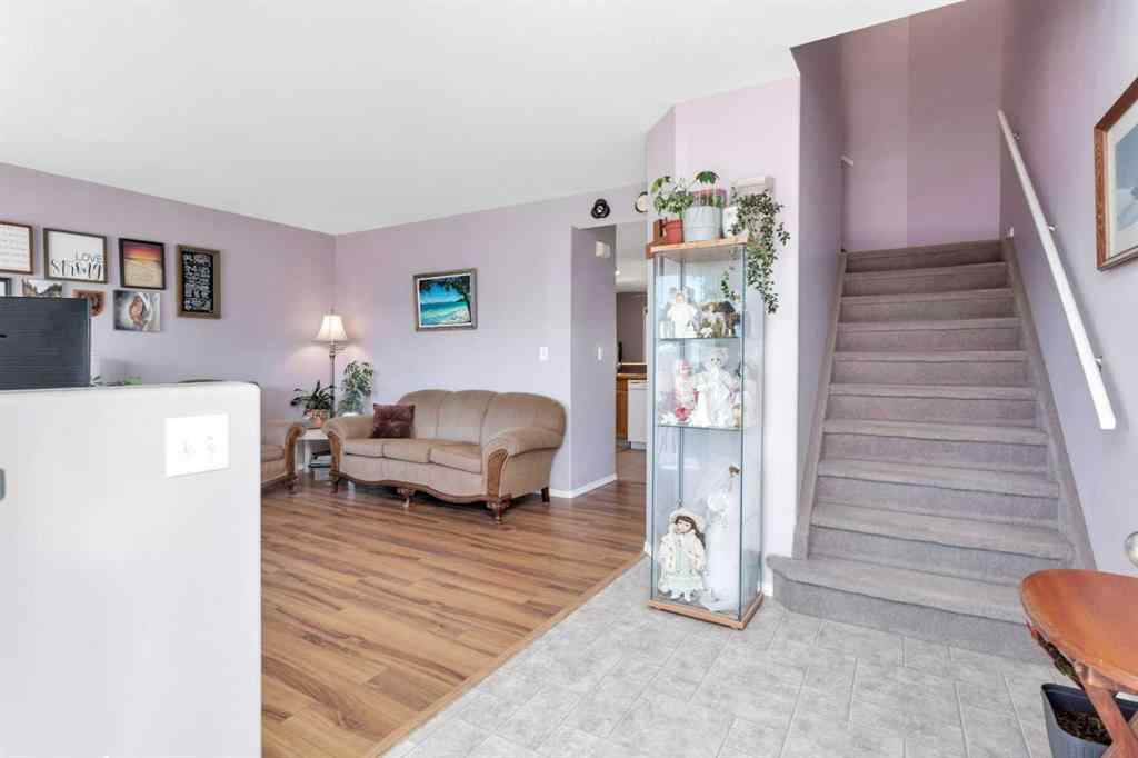 MLS® A2257989 - 4536 44 Avenue Close  in Rocky Mtn House Rocky Mountain House, Residential