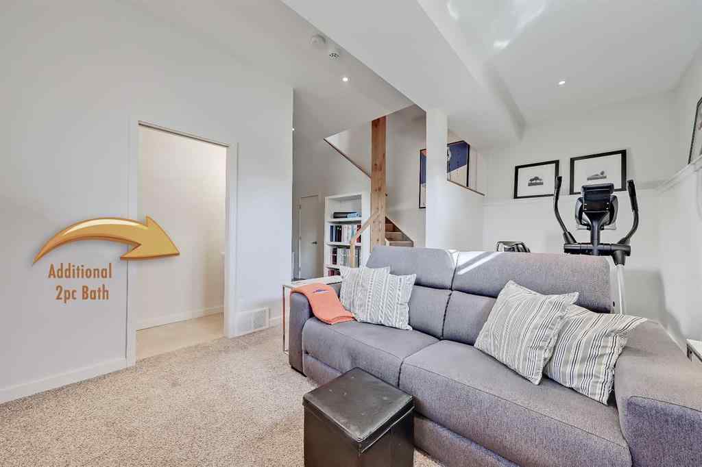 MLS® A2257991 - 933 29 Street NW in Parkdale Calgary, Residential