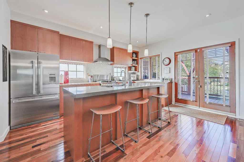 MLS® A2257991 - 933 29 Street NW in Parkdale Calgary, Residential