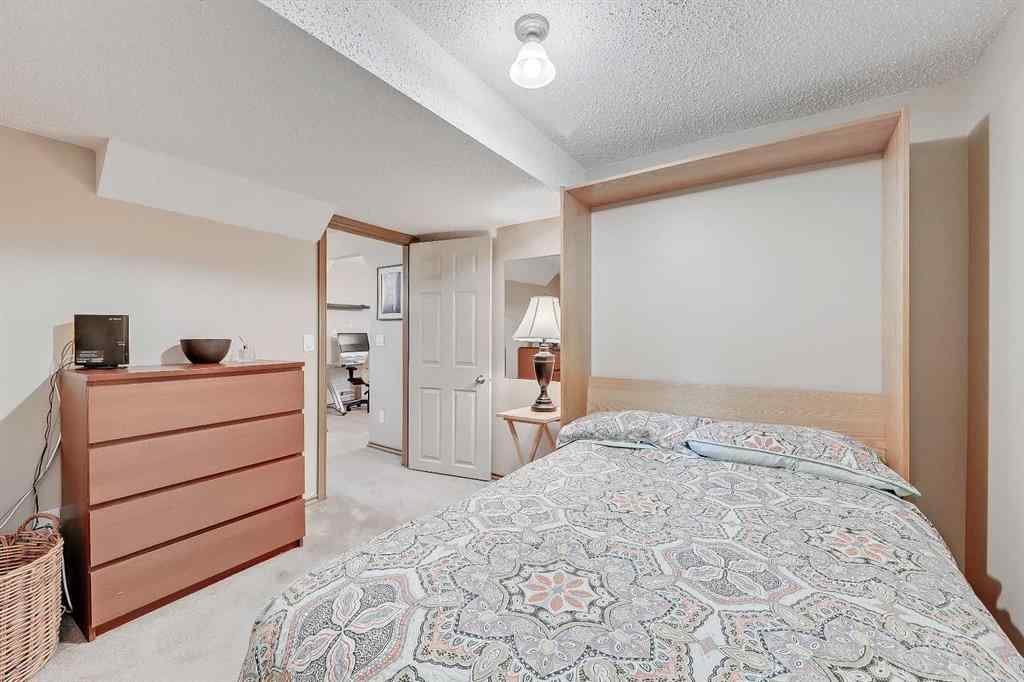 MLS® A2257994 - 1404 11 Avenue SE in Inglewood Calgary, Residential