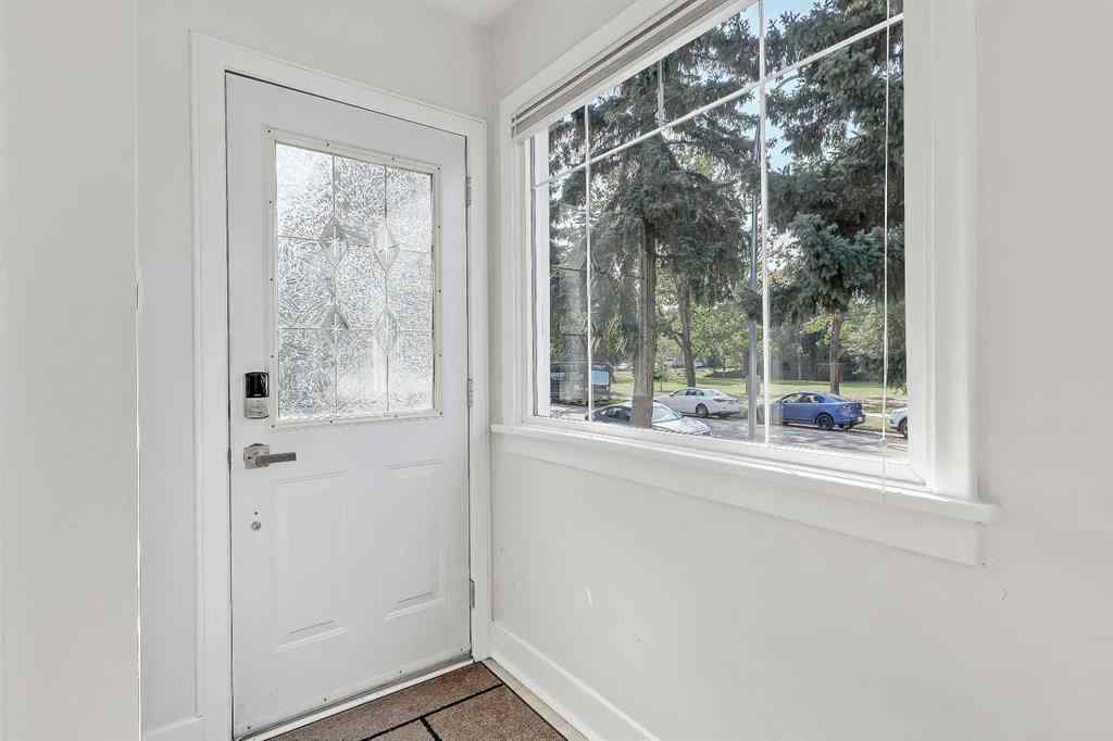 MLS® A2257994 - 1404 11 Avenue SE in Inglewood Calgary, Residential