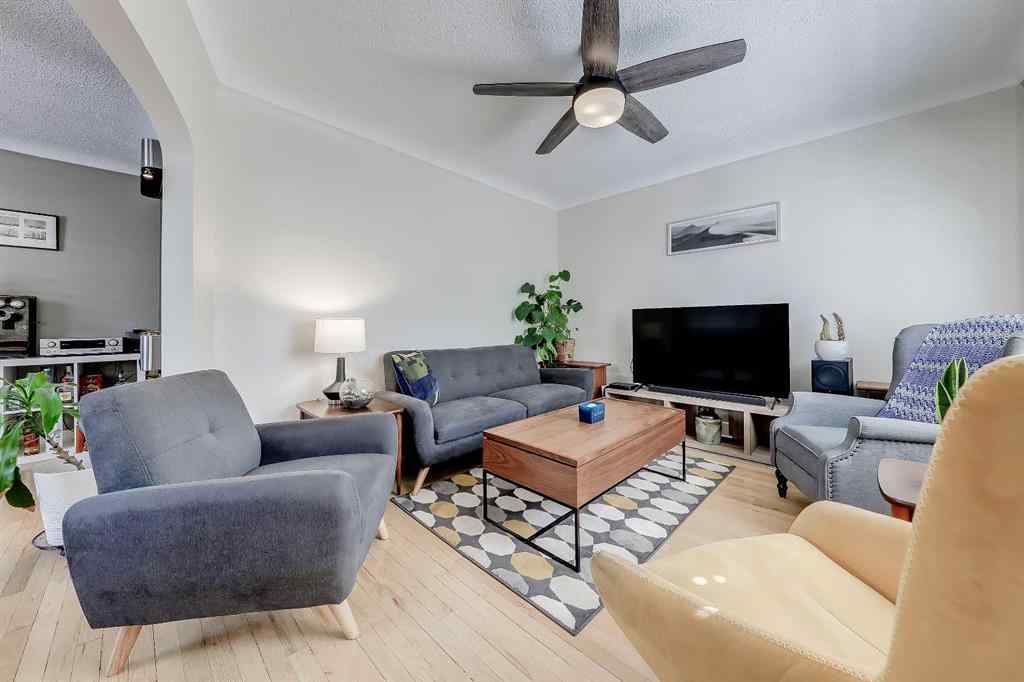 MLS® A2257994 - 1404 11 Avenue SE in Inglewood Calgary, Residential