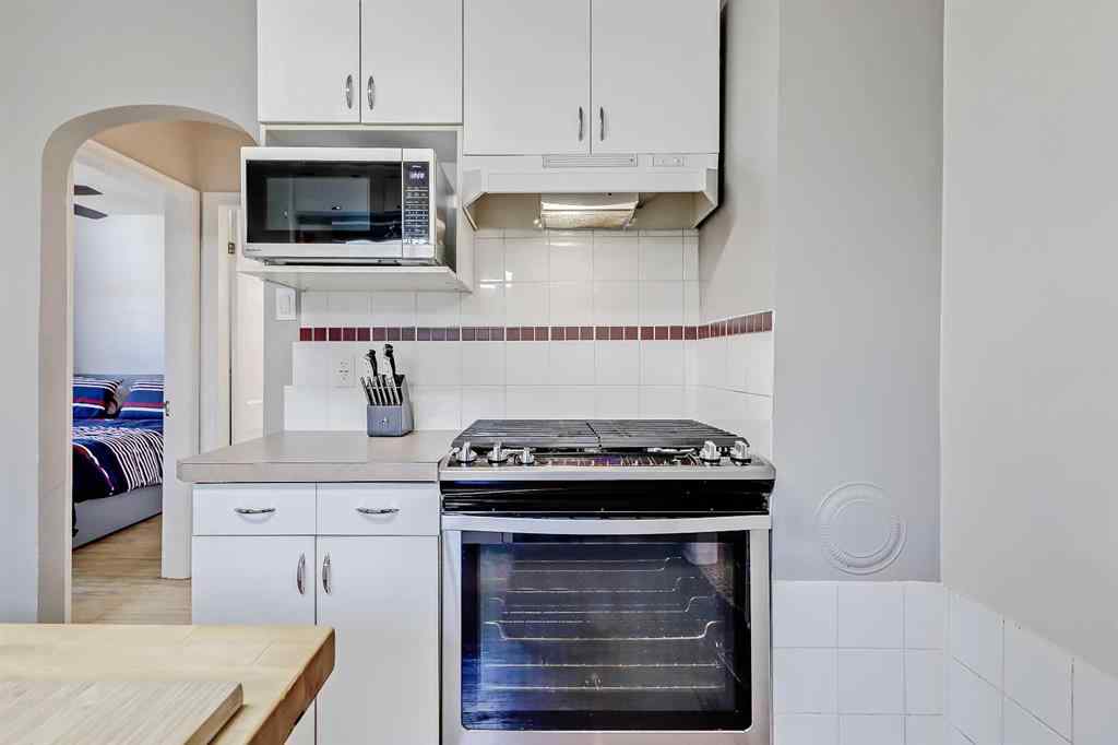 MLS® A2257994 - 1404 11 Avenue SE in Inglewood Calgary, Residential