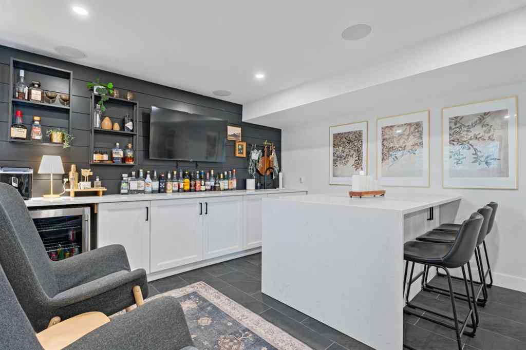 MLS® A2258001 - 618 Hawkhill Place NW in Hawkwood Calgary, Residential