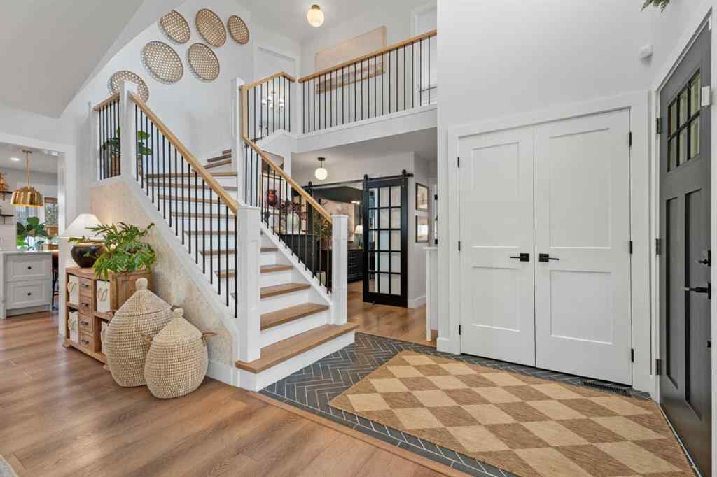 MLS® A2258001 - 618 Hawkhill Place NW in Hawkwood Calgary, Residential