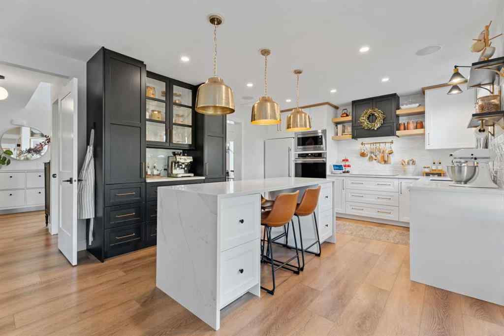 MLS® A2258001 - 618 Hawkhill Place NW in Hawkwood Calgary, Residential