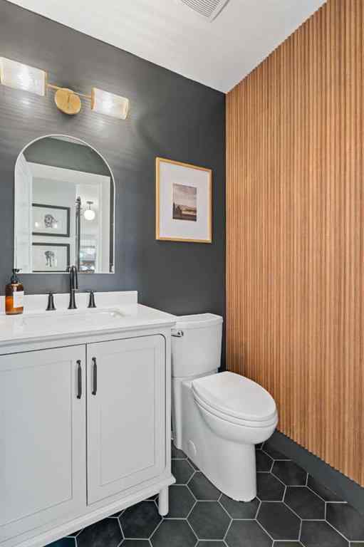 MLS® A2258001 - 618 Hawkhill Place NW in Hawkwood Calgary, Residential