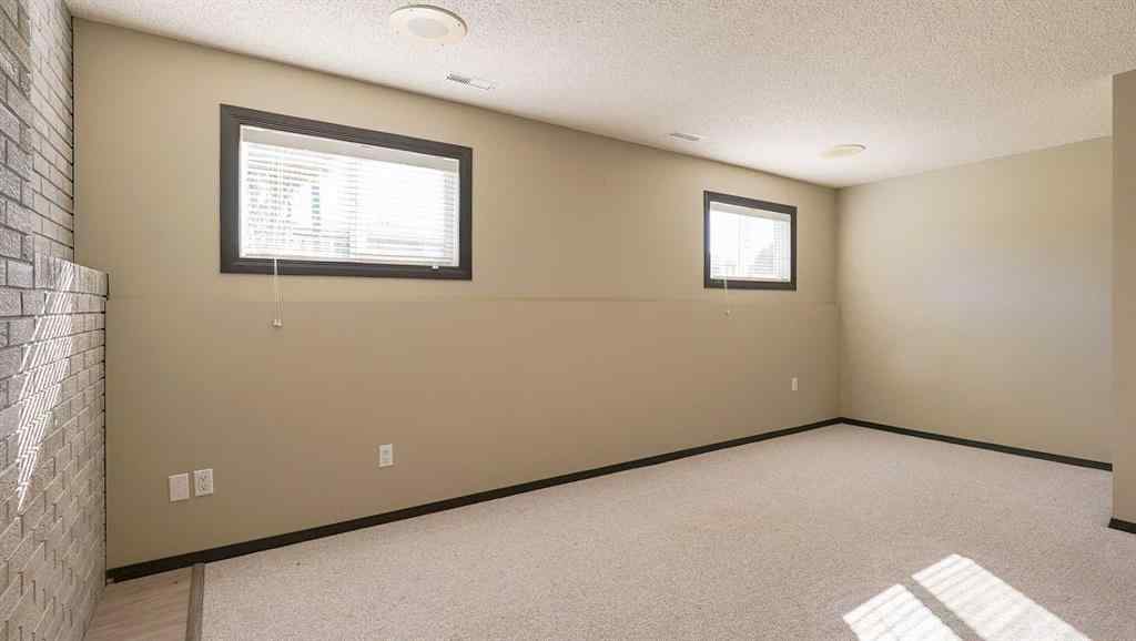 MLS® A2258011 - 134 Shields Crescent SE in SE Southridge Medicine Hat, Residential