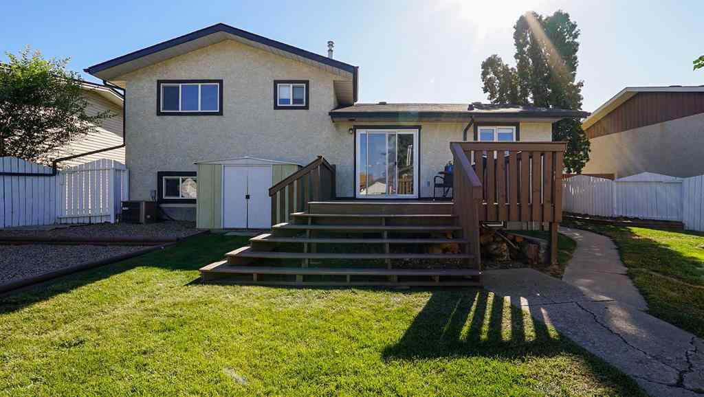 MLS® A2258011 - 134 Shields Crescent SE in SE Southridge Medicine Hat, Residential