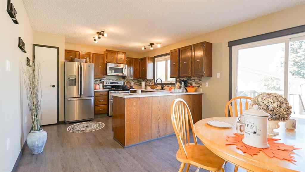 MLS® A2258011 - 134 Shields Crescent SE in SE Southridge Medicine Hat, Residential