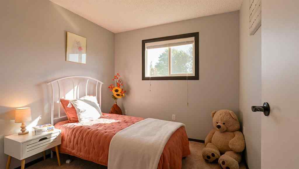 MLS® A2258011 - 134 Shields Crescent SE in SE Southridge Medicine Hat, Residential