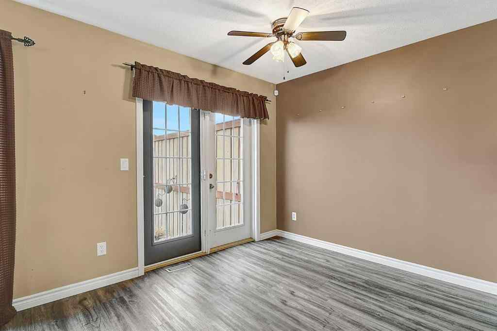 MLS® A2258012 - 10338 70 Avenue  in Mission Heights Grande Prairie, Residential