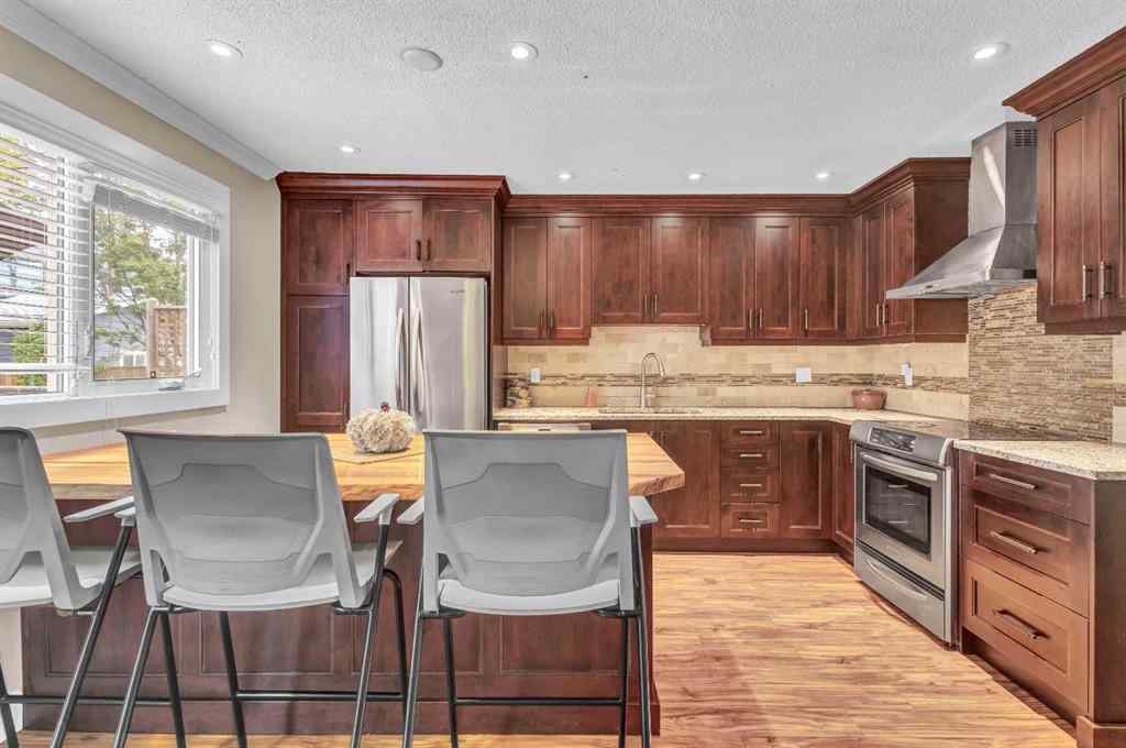 MLS® A2258015 - 4532 Montgomery Avenue NW in Montgomery Calgary, Residential