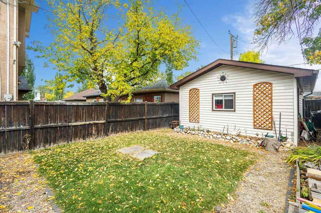 MLS® A2258015 - 4532 Montgomery Avenue NW in Montgomery Calgary, Residential