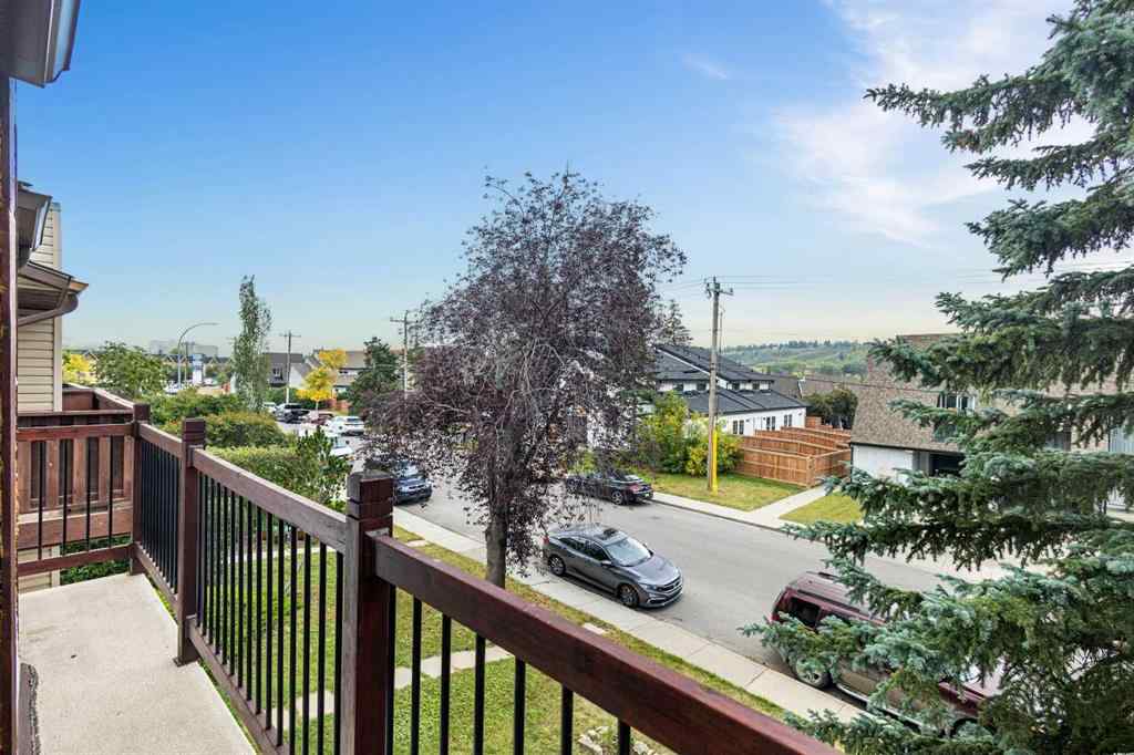 MLS® A2258015 - 4532 Montgomery Avenue NW in Montgomery Calgary, Residential