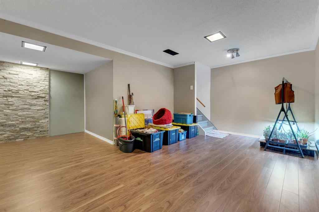 MLS® A2258016 - 120 Pennsburg Way SE in Penbrooke Meadows Calgary, Residential