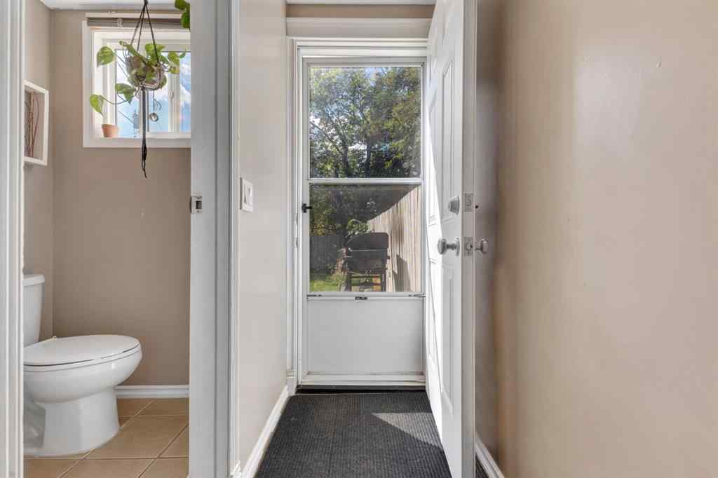 MLS® A2258016 - 120 Pennsburg Way SE in Penbrooke Meadows Calgary, Residential